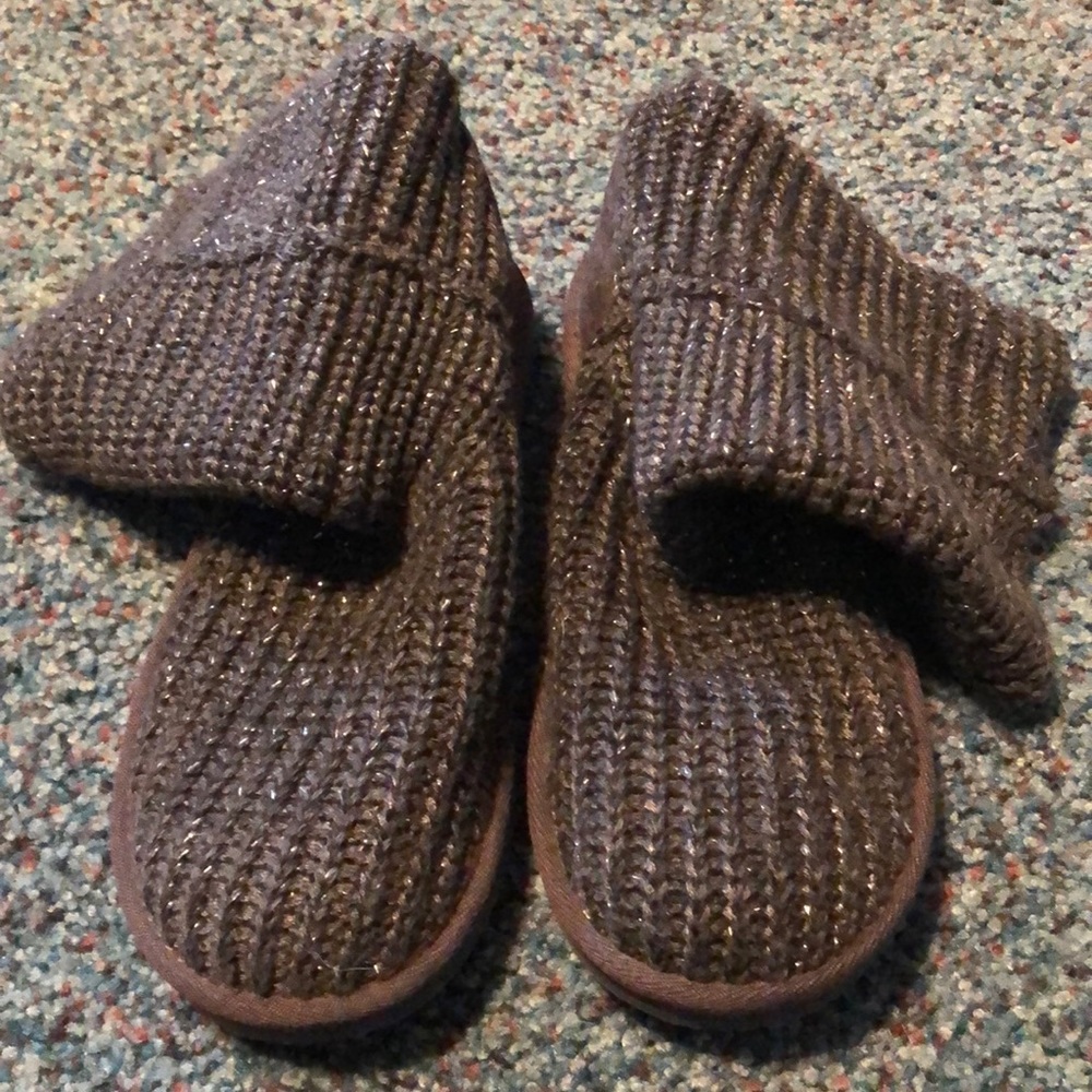 Knit Cozy Booties